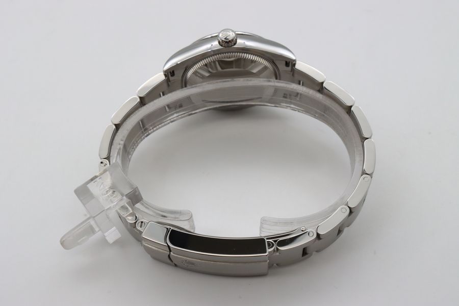 Rolex Oyster Perpetual 277200